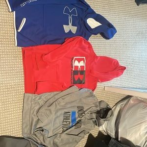 Youth L under armour